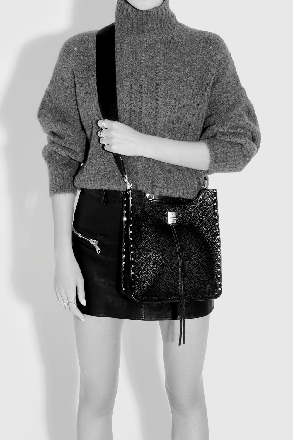 Darren Medium Feed - Rebecca Minkoff