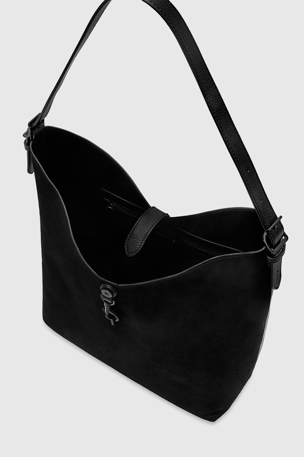 Megan Hobo - Rebecca Minkoff