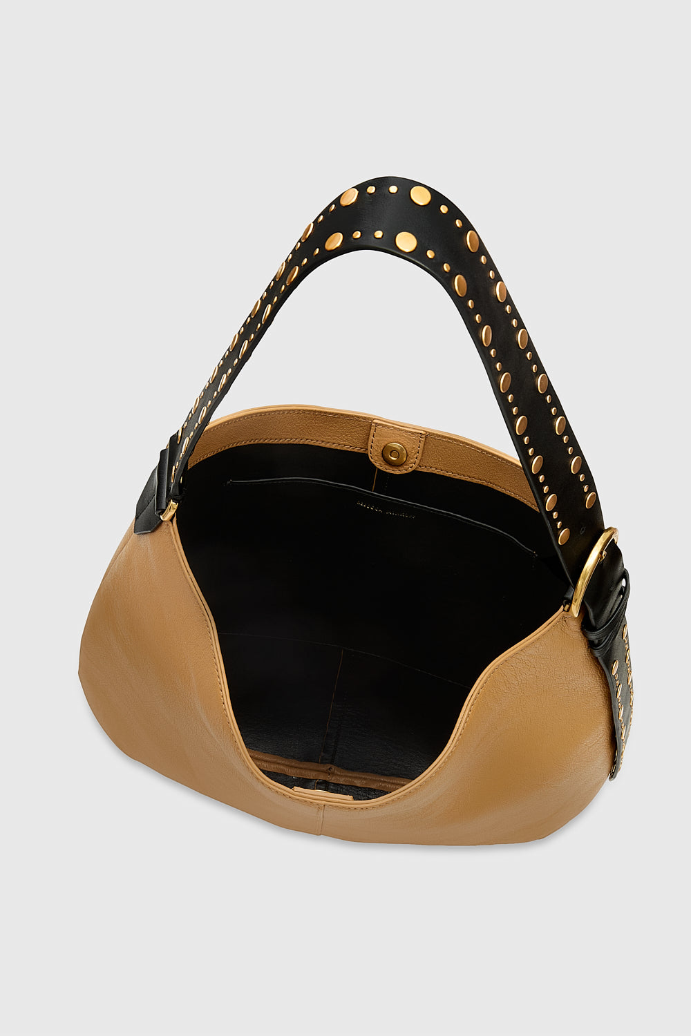 Naomi Hobo - Rebecca Minkoff